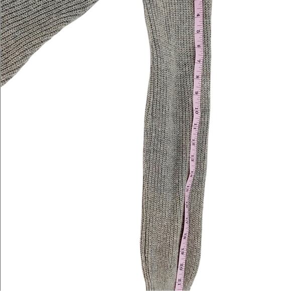 BP Gray Plunging V-Neckline Sweater, Size Small - Picture 8 of 10